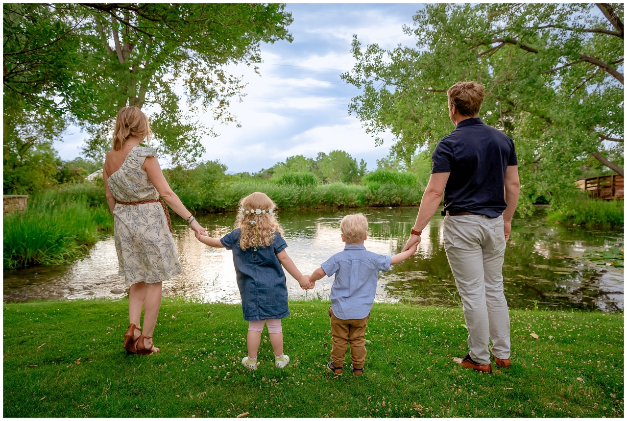 #Auroracakesmashphotographer #Aurorafamilyphotographer #cakesmash #coloradocakesmashphotographer #coloradofamilyphotographer#studiofamilyportraits#mackenziecarullophotography