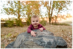 Family portrait photographer in aurora colorado tallyns reach 80016 - family of 3 christmas photos - mackenzie carullo