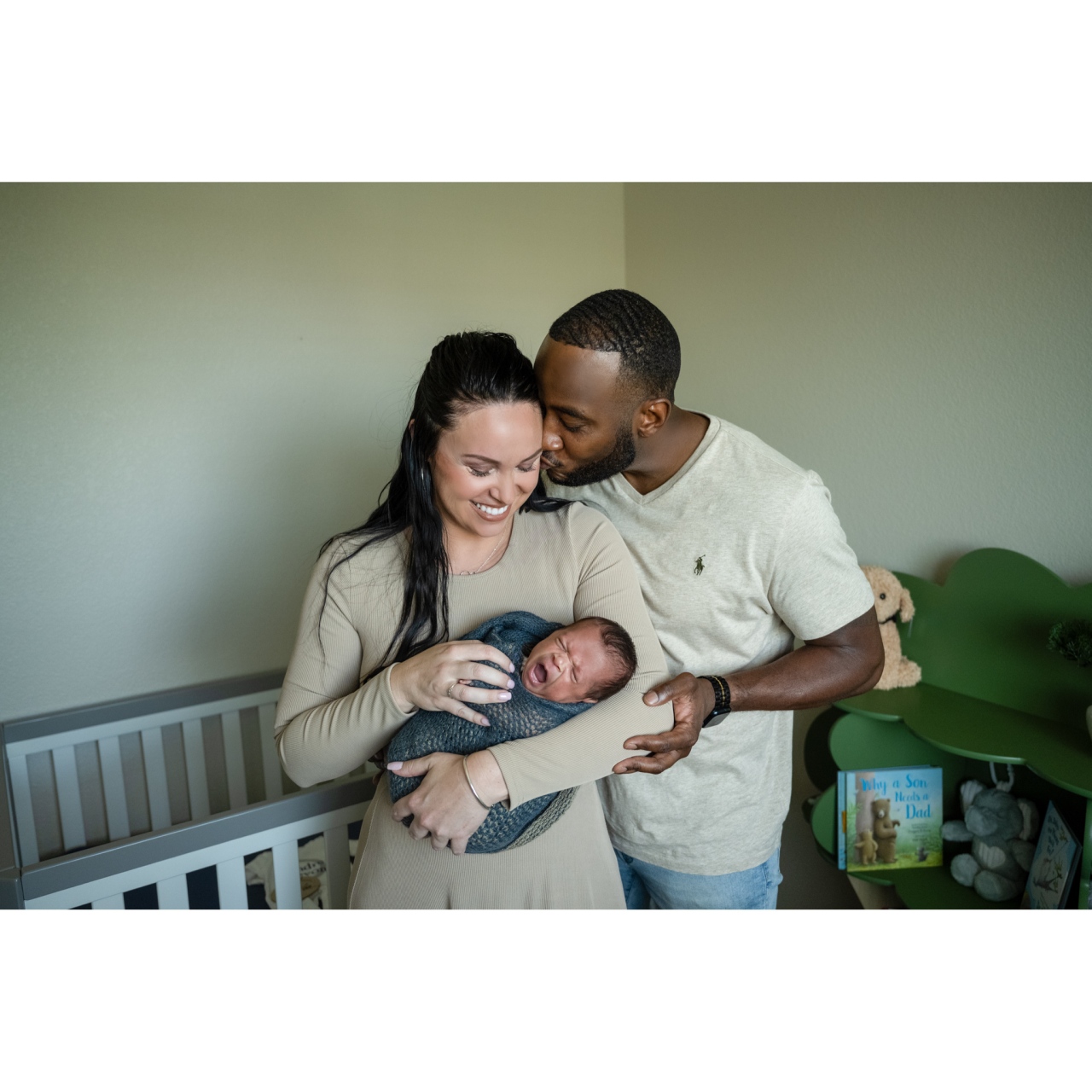 Experienced Professional Newborn portrait photographer