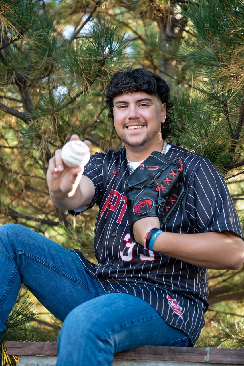10_03_24_Cosme_Vera_Jr. Eaglecrest_edit_me